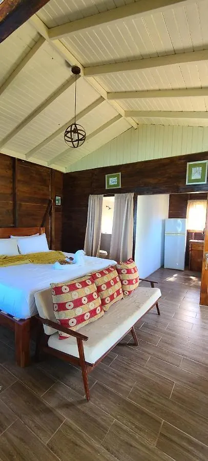 Wilton House Oceanview Cabin Hotel Mearnsville Guest house
